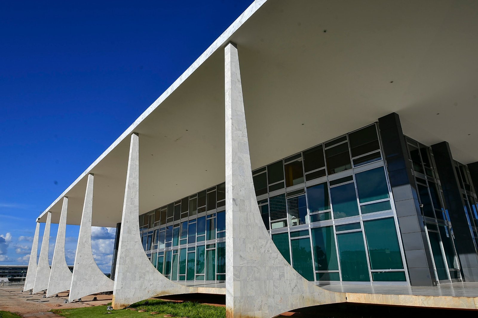 Fachada do Supremo Tribunal Federal em Brasília, fotografada em fevereiro de 2025.